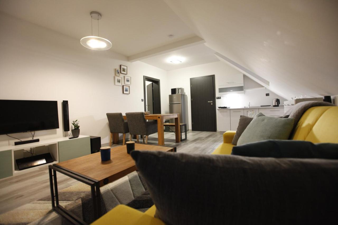 Apartman Peklo 弗尔赫拉比 外观 照片