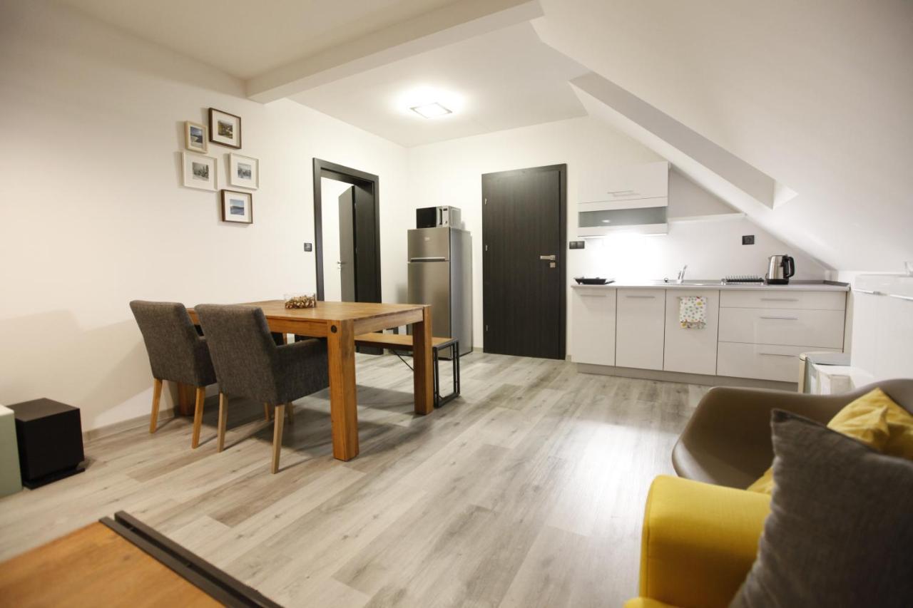Apartman Peklo 弗尔赫拉比 外观 照片
